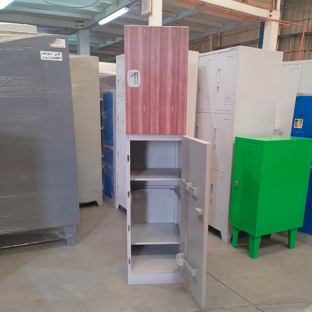 Lockers Plastico 1-2 puertas diferentes